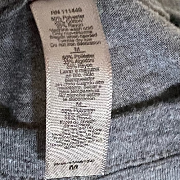 NEXT LEVEL APPAREL Cat with Eye Patch T-Shirt - Picture 6 of 7